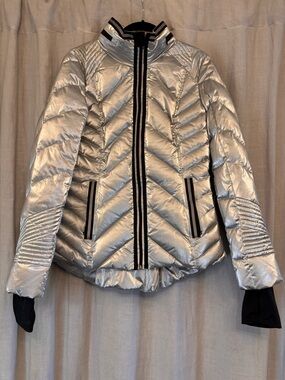 Blanc Noir Silver Metallic Down Puffer Jacket - Size Medium